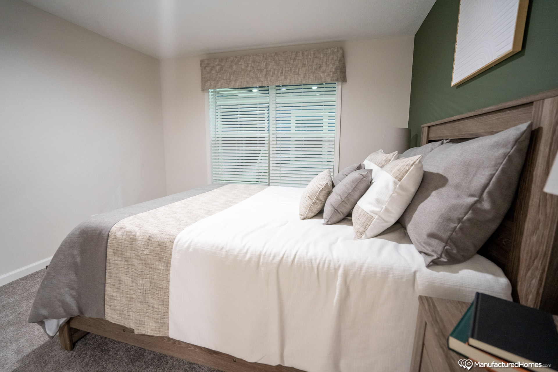 Landmark Essence Essence 14 9L28483A (2NM2430-P) by Cavco Goshen